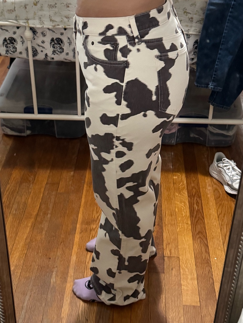 NWT A&F Cow Print Curve Love Low Rise Jeans - Picture 2 of 5